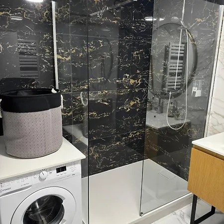 Premium 4 Stars - Trigone